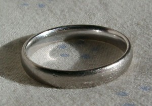 white gold rhodium plated ring